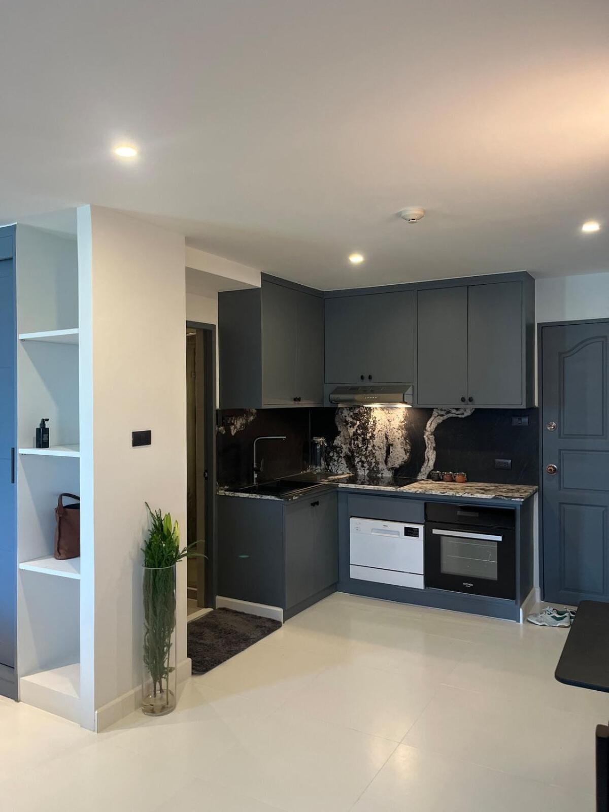 Peaceful Cozy With Stunning View&full Kitchen